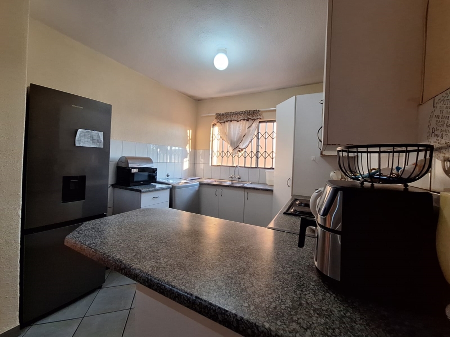 3 Bedroom Property for Sale in Rensburg Gauteng