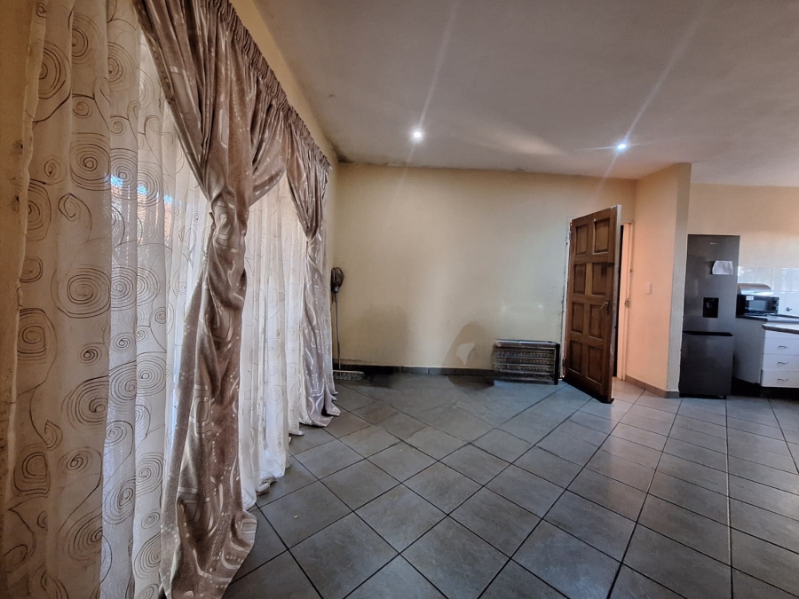 3 Bedroom Property for Sale in Rensburg Gauteng