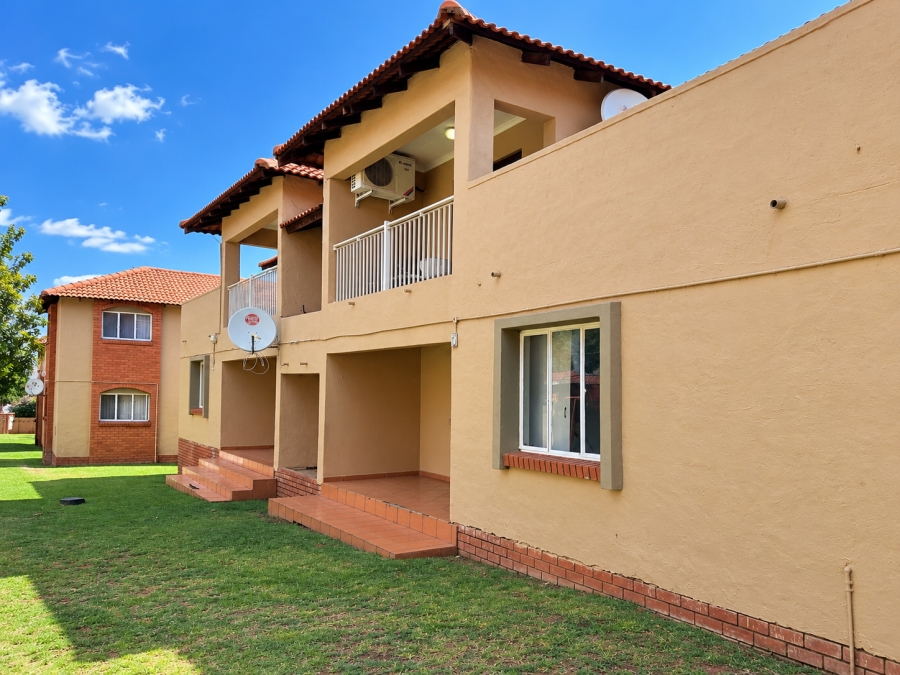 3 Bedroom Property for Sale in Rensburg Gauteng