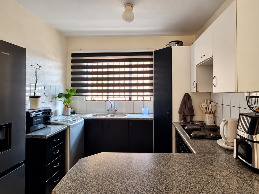 3 Bedroom Property for Sale in Rensburg Gauteng