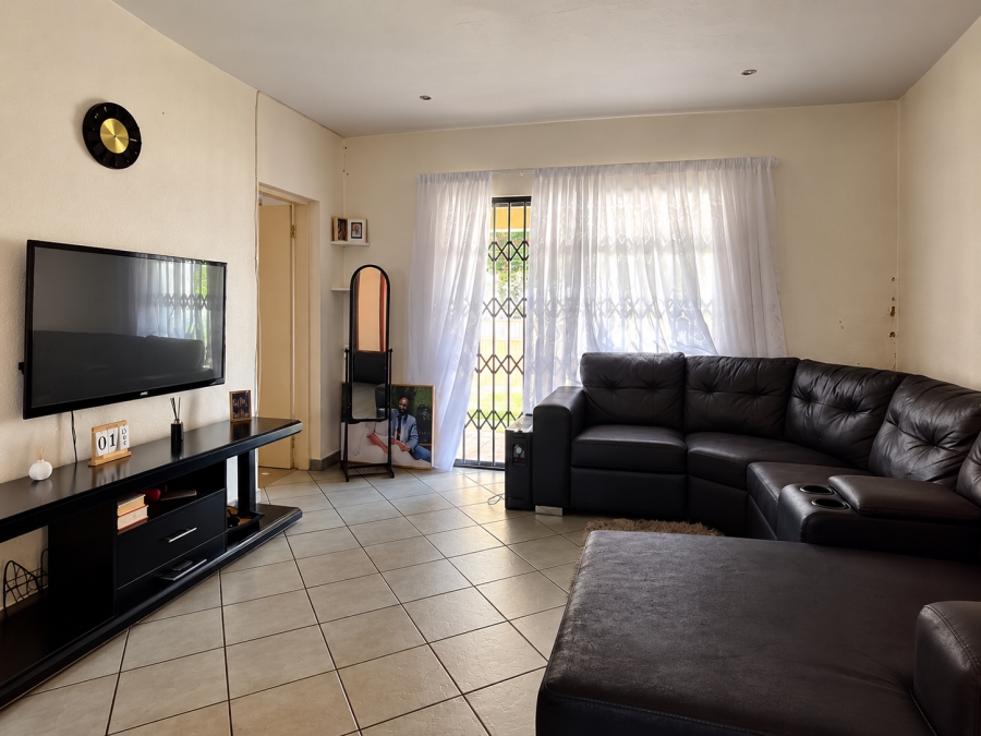 3 Bedroom Property for Sale in Rensburg Gauteng