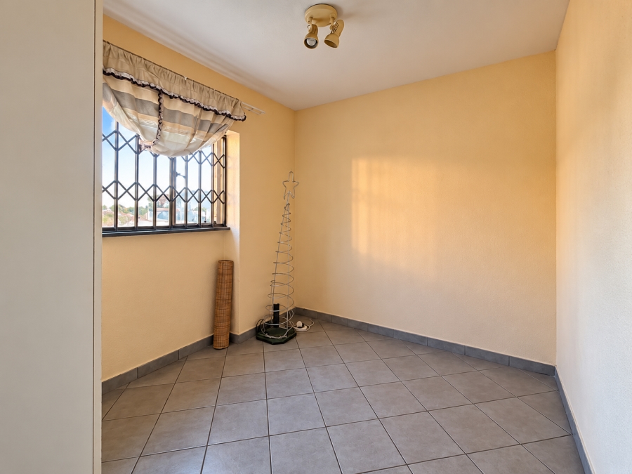 3 Bedroom Property for Sale in Rensburg Gauteng