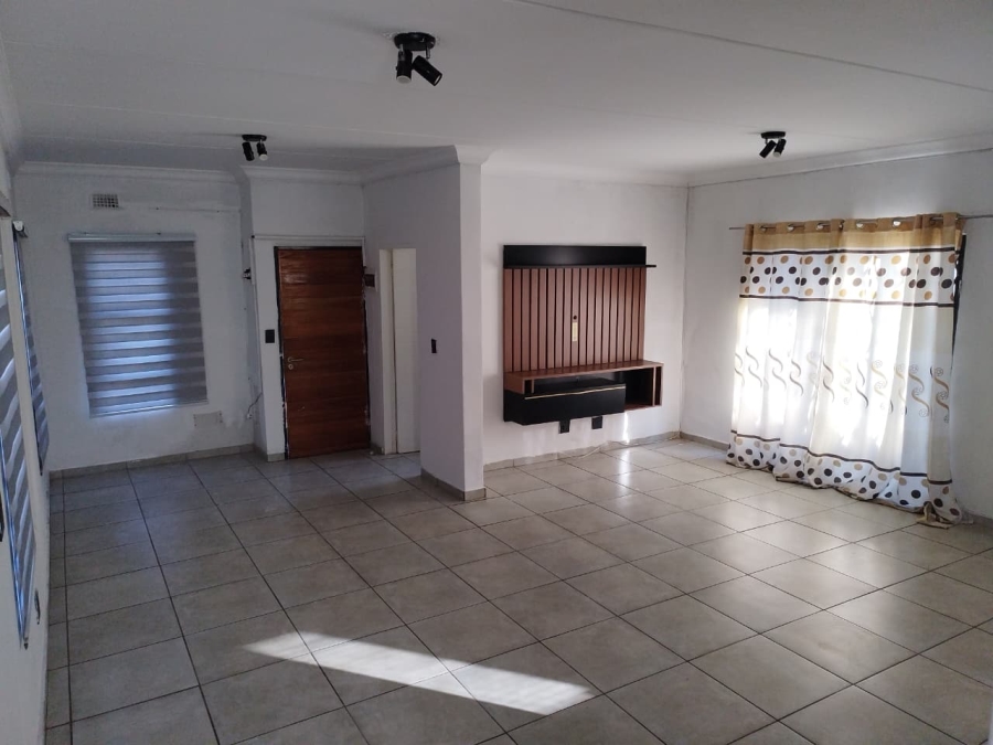 3 Bedroom Property for Sale in South Hills Gauteng