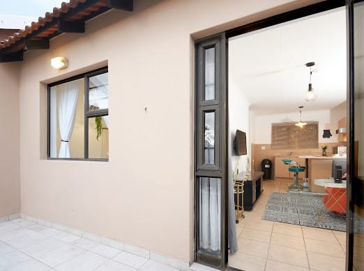 To Let 1 Bedroom Property for Rent in North Riding Gauteng