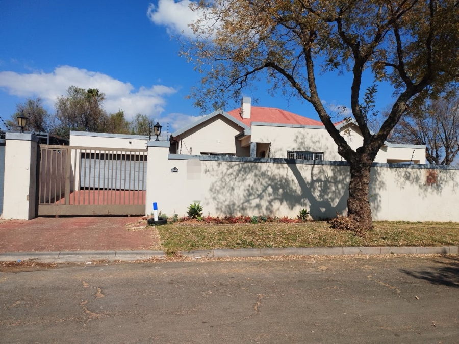 3 Bedroom Property for Sale in The Hill Gauteng