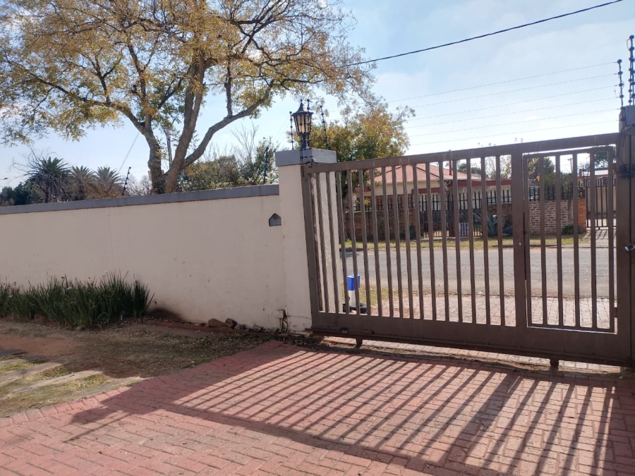 3 Bedroom Property for Sale in The Hill Gauteng