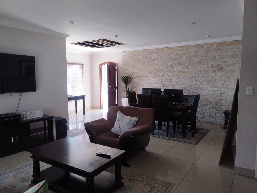 3 Bedroom Property for Sale in The Hill Gauteng