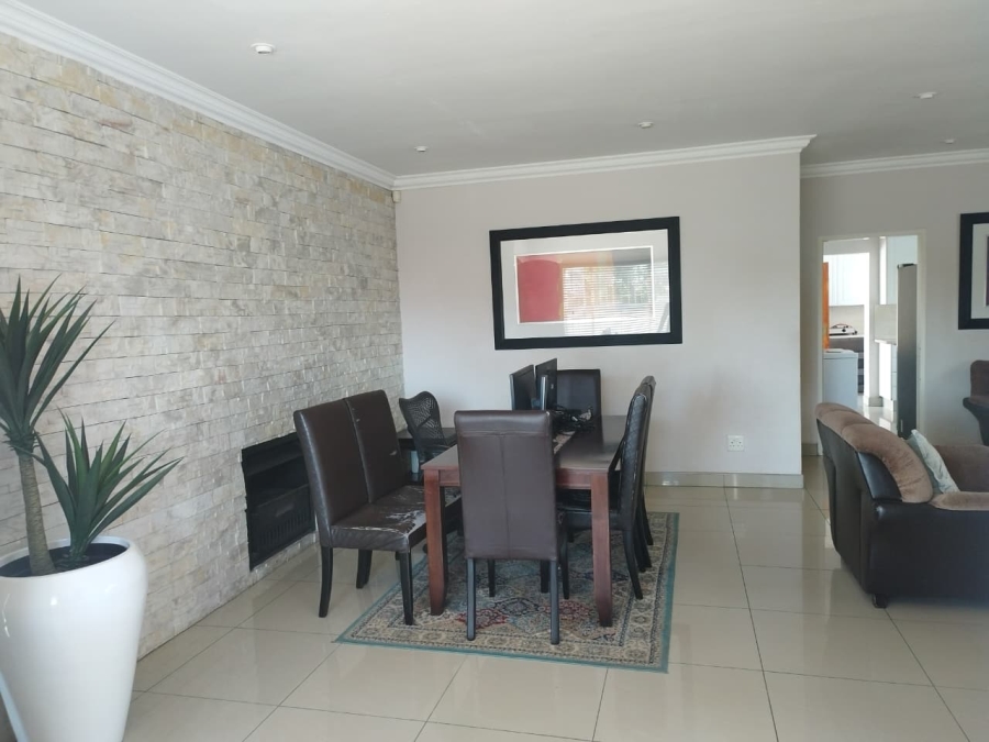 3 Bedroom Property for Sale in The Hill Gauteng