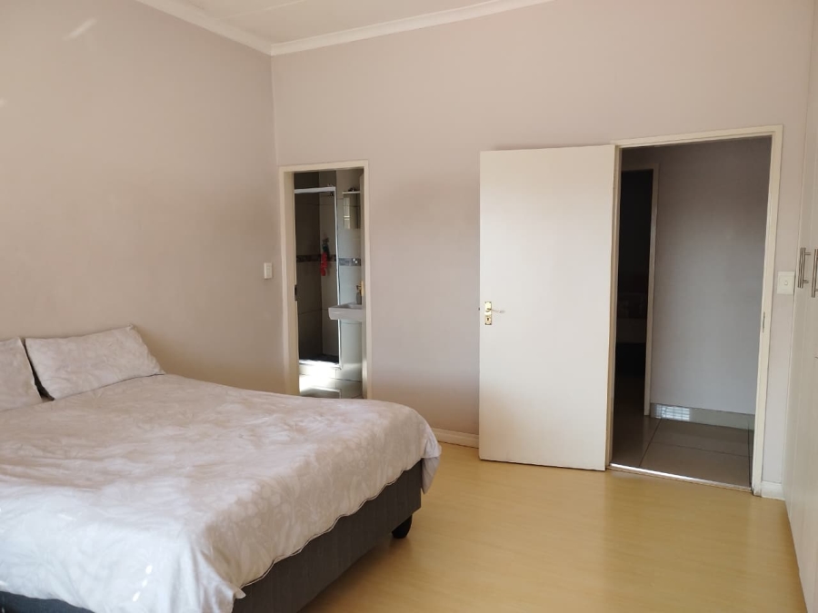 3 Bedroom Property for Sale in The Hill Gauteng