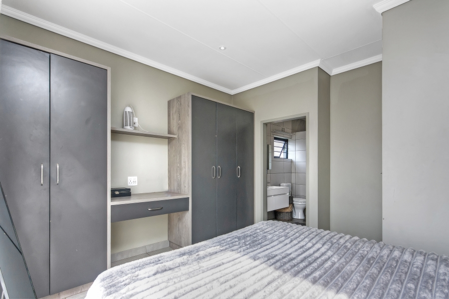 3 Bedroom Property for Sale in Cosmo City Gauteng
