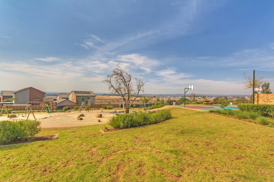 3 Bedroom Property for Sale in Cosmo City Gauteng