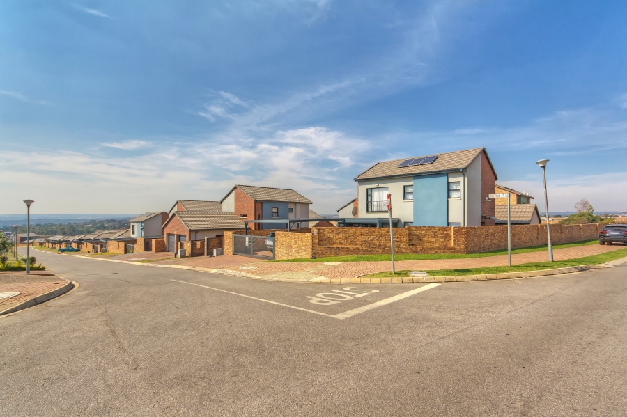 3 Bedroom Property for Sale in Cosmo City Gauteng