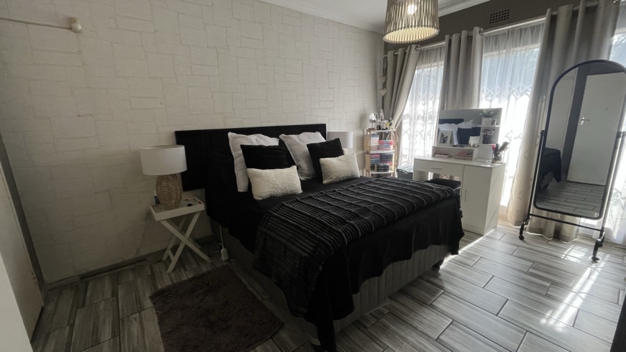 3 Bedroom Property for Sale in Mayberry Park Gauteng