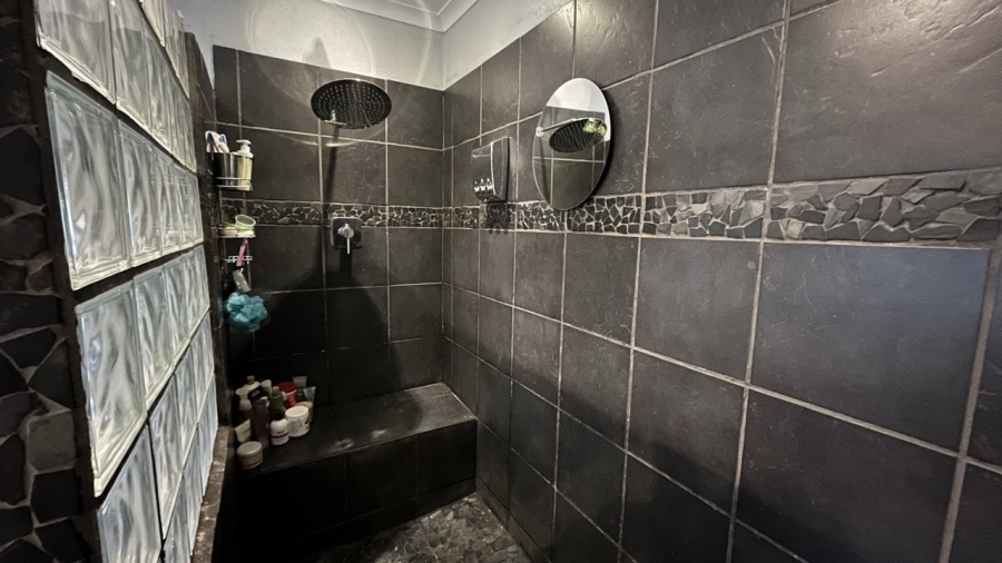 3 Bedroom Property for Sale in Mayberry Park Gauteng