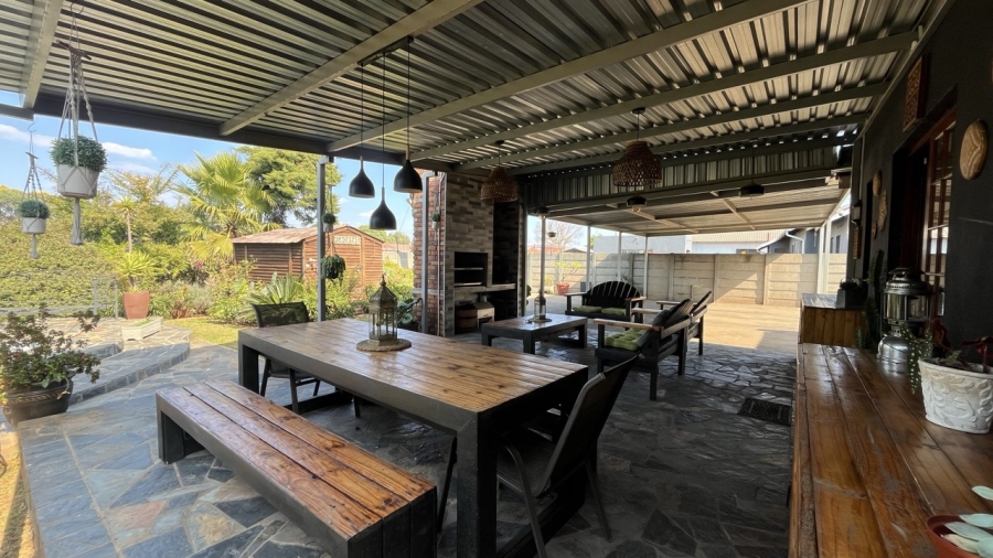 3 Bedroom Property for Sale in Mayberry Park Gauteng