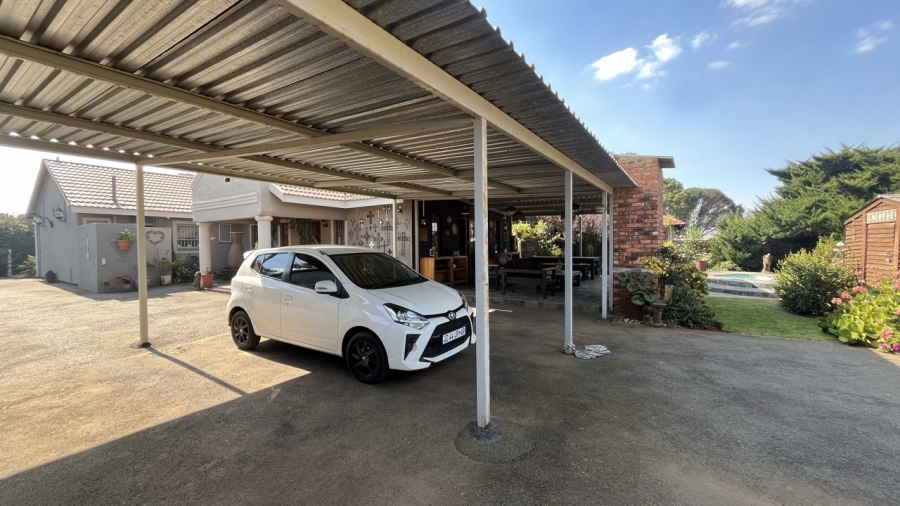 3 Bedroom Property for Sale in Mayberry Park Gauteng