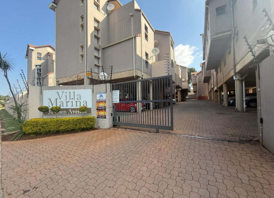 2 Bedroom Property for Sale in Glenanda Gauteng