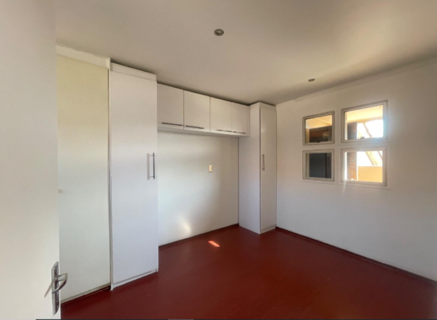 2 Bedroom Property for Sale in Glenanda Gauteng
