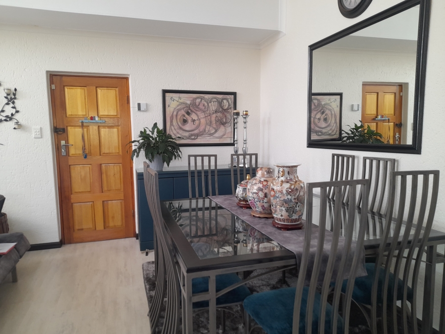 2 Bedroom Property for Sale in Oakdene Gauteng