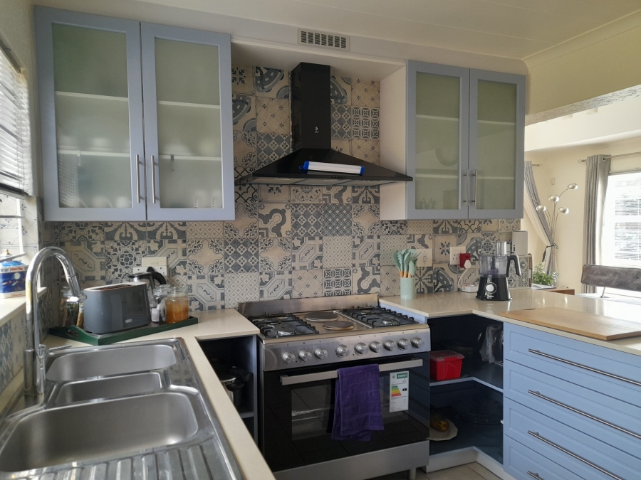 2 Bedroom Property for Sale in Oakdene Gauteng