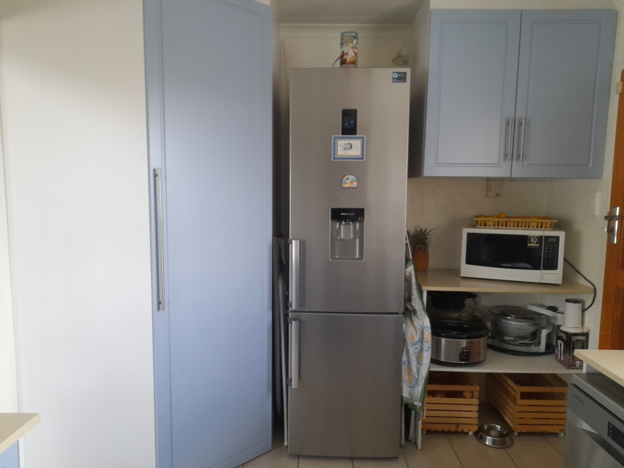 2 Bedroom Property for Sale in Oakdene Gauteng