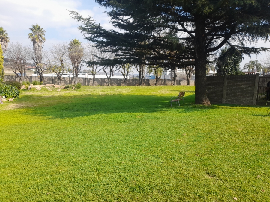 2 Bedroom Property for Sale in Oakdene Gauteng