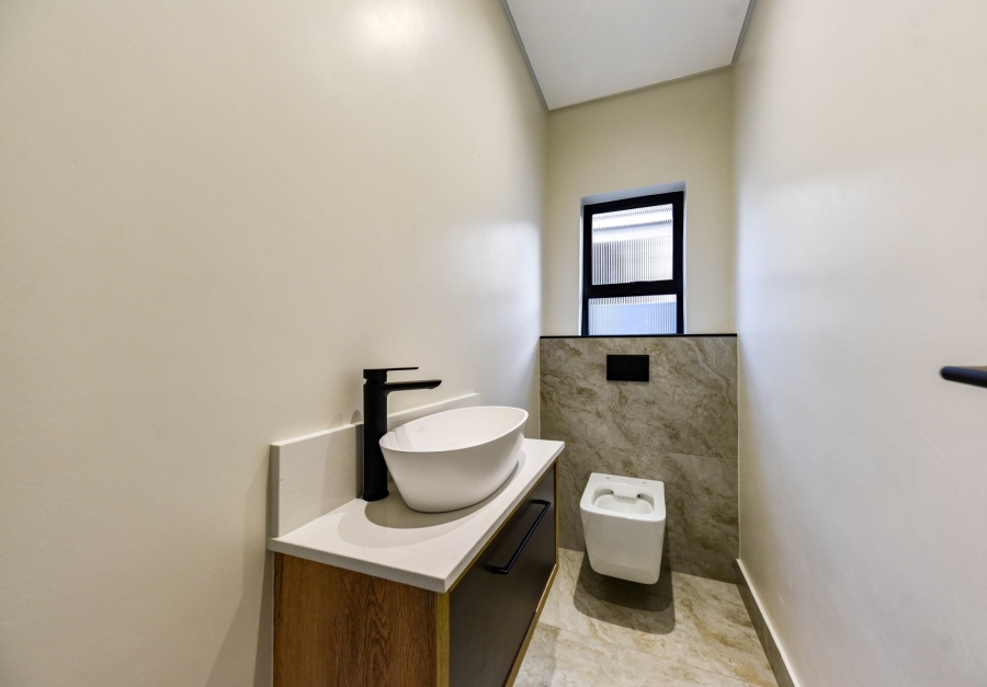 4 Bedroom Property for Sale in Fountainbrook Estate Gauteng