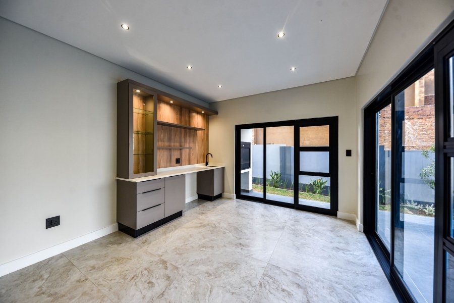 4 Bedroom Property for Sale in Fountainbrook Estate Gauteng