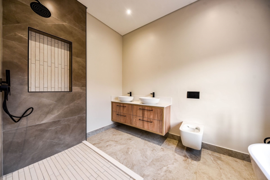 4 Bedroom Property for Sale in Fountainbrook Estate Gauteng
