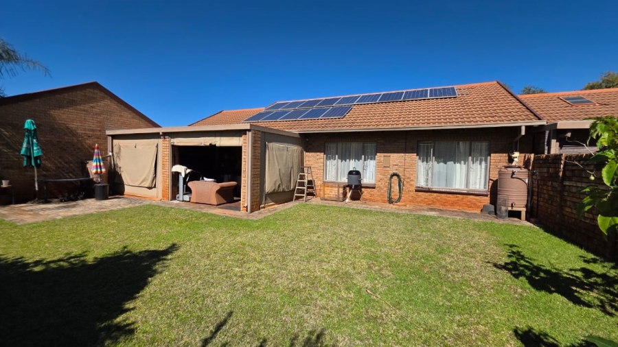 3 Bedroom Property for Sale in Doornpoort Gauteng