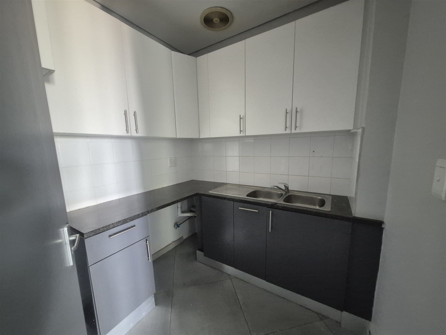 To Let Commercial Property for Rent in Illovo Gauteng