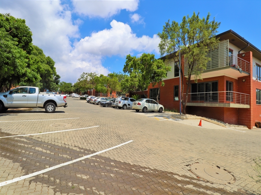 To Let Commercial Property for Rent in Fourways Gauteng