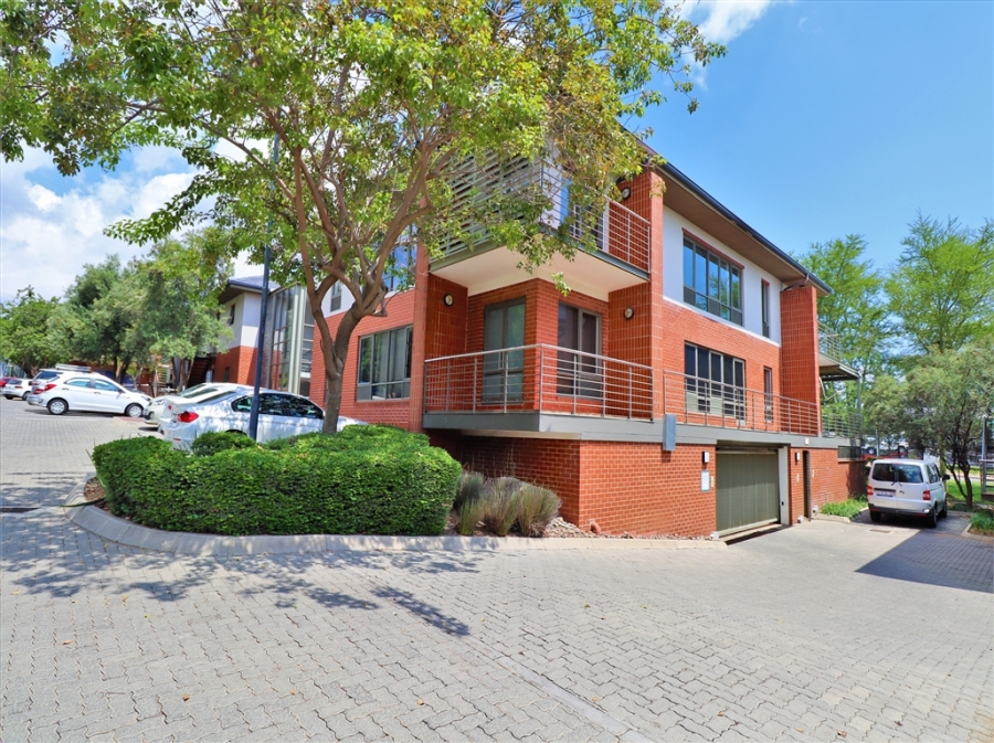 To Let Commercial Property for Rent in Fourways Gauteng