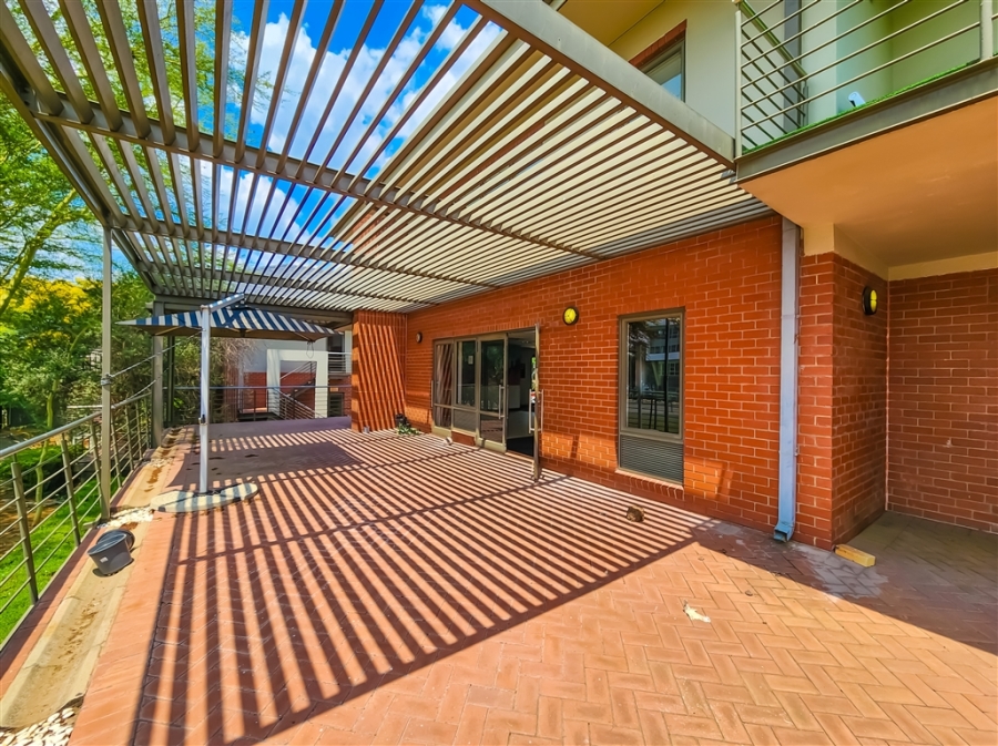To Let Commercial Property for Rent in Fourways Gauteng