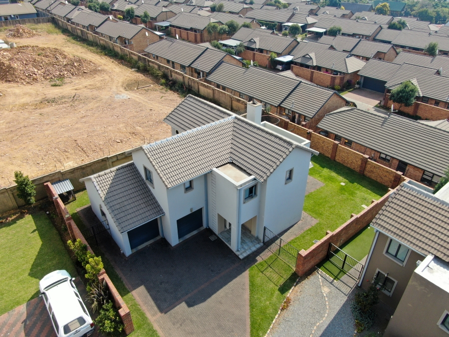 3 Bedroom Property for Sale in Olympus AH Gauteng