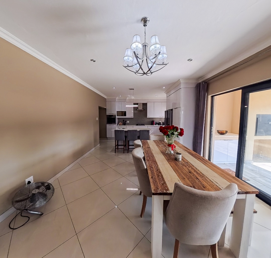 3 Bedroom Property for Sale in Olympus AH Gauteng