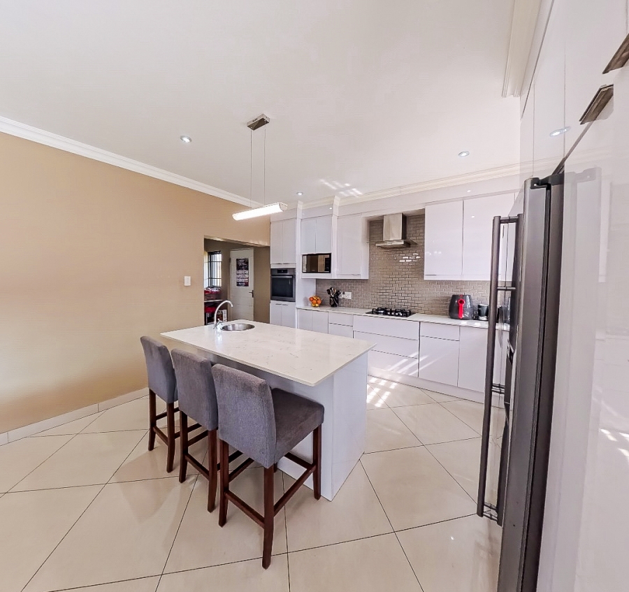 3 Bedroom Property for Sale in Olympus AH Gauteng