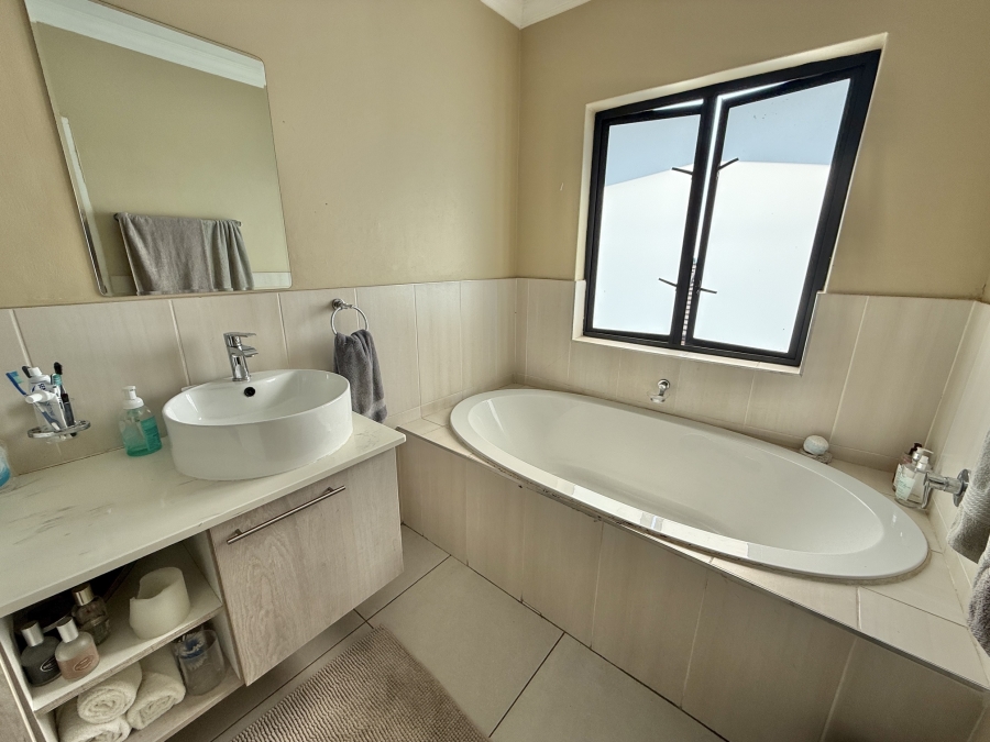 3 Bedroom Property for Sale in Olympus AH Gauteng