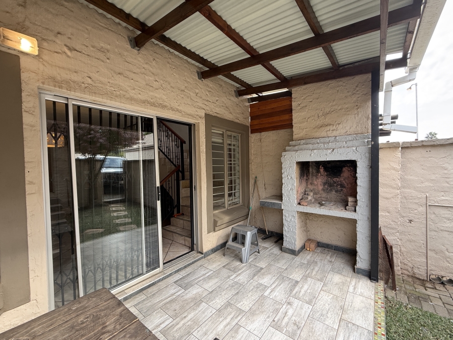 2 Bedroom Property for Sale in Pretorius Park Gauteng