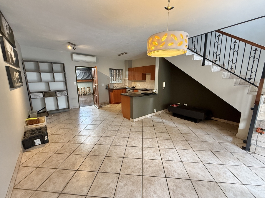 2 Bedroom Property for Sale in Pretorius Park Gauteng