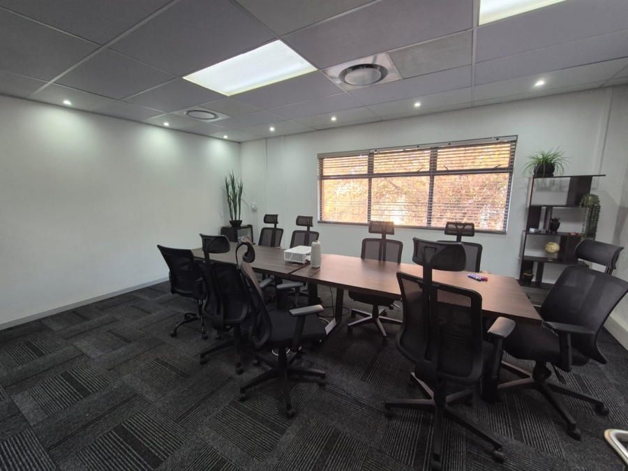 To Let Commercial Property for Rent in Die Hoewes Gauteng