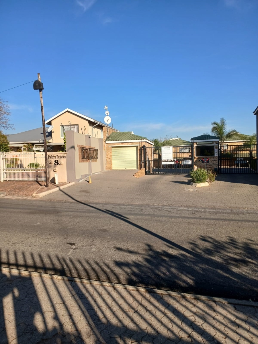2 Bedroom Property for Sale in Primrose Hill Gauteng