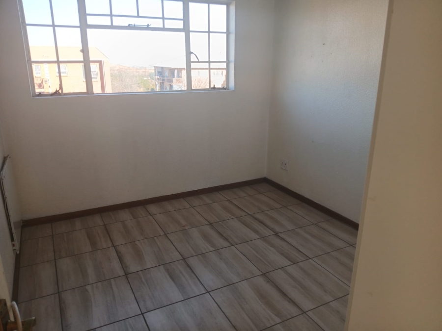 2 Bedroom Property for Sale in Primrose Hill Gauteng