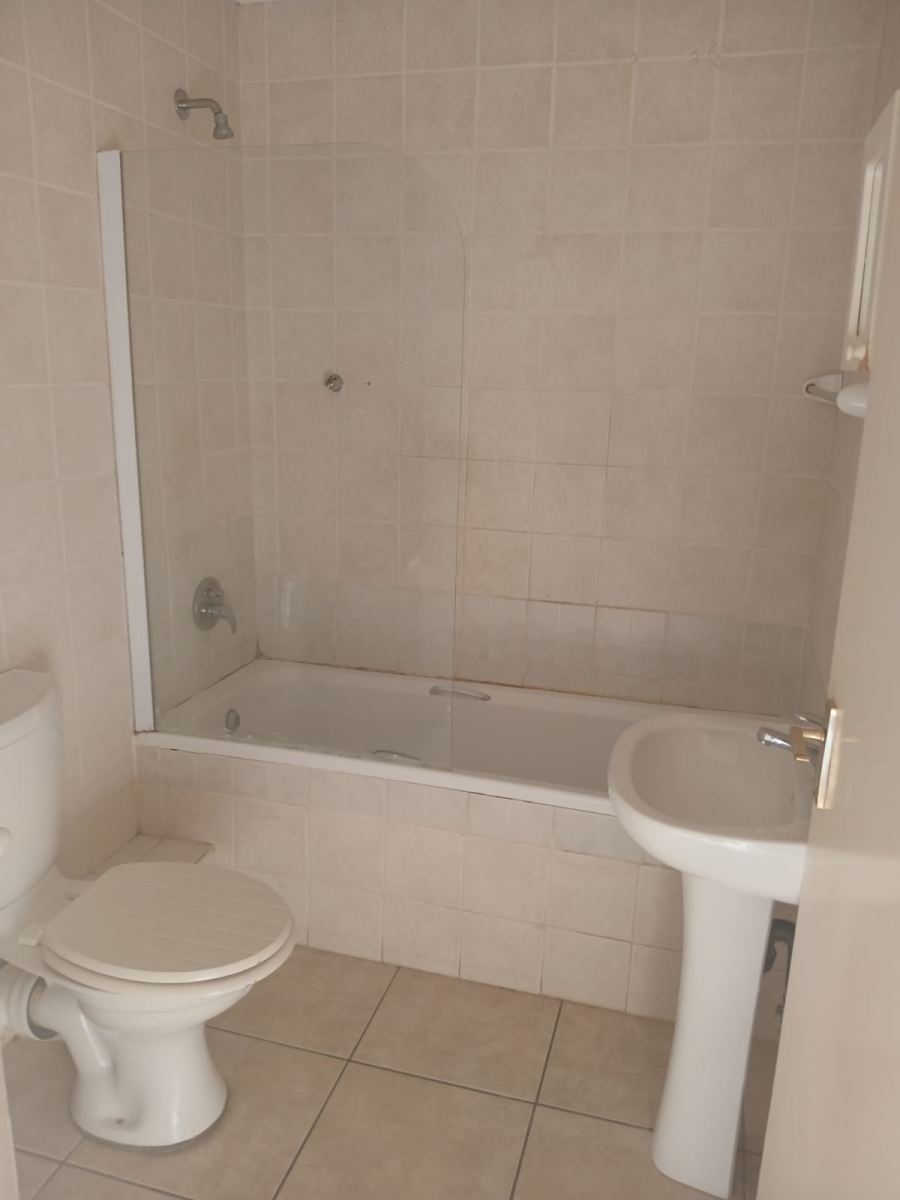 2 Bedroom Property for Sale in Primrose Hill Gauteng