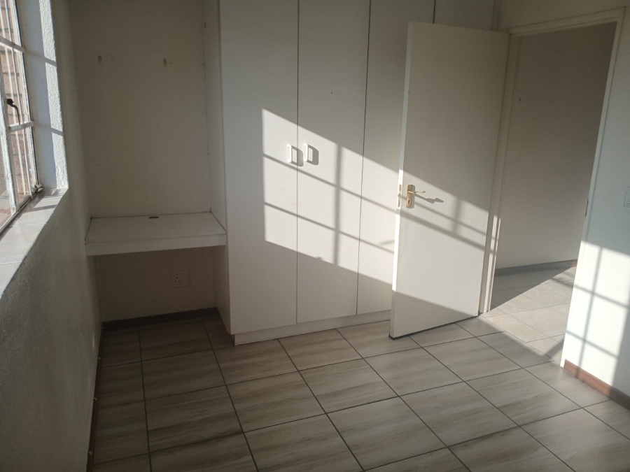 2 Bedroom Property for Sale in Primrose Hill Gauteng