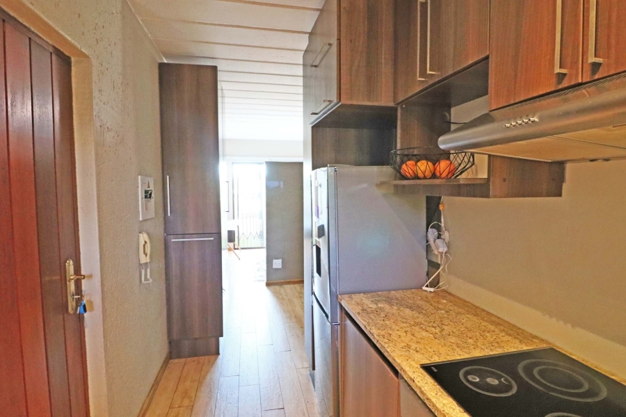 To Let 1 Bedroom Property for Rent in Rivonia Gauteng