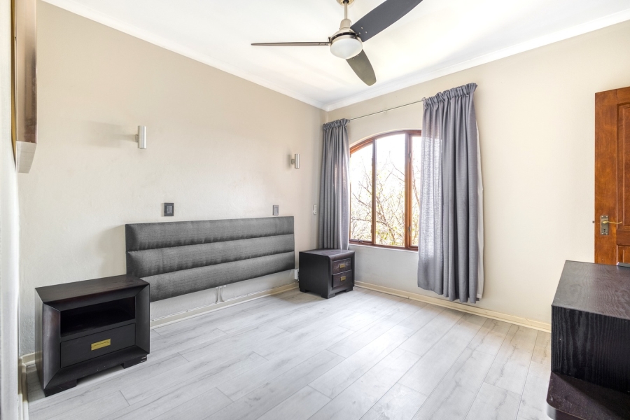1 Bedroom Property for Sale in Fourways Gauteng