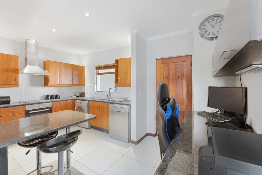 1 Bedroom Property for Sale in Fourways Gauteng