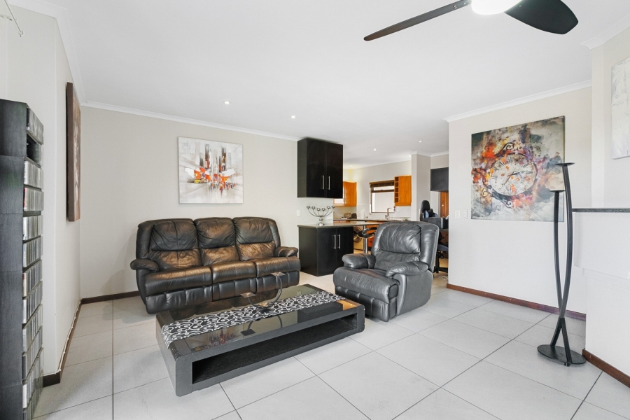 1 Bedroom Property for Sale in Fourways Gauteng