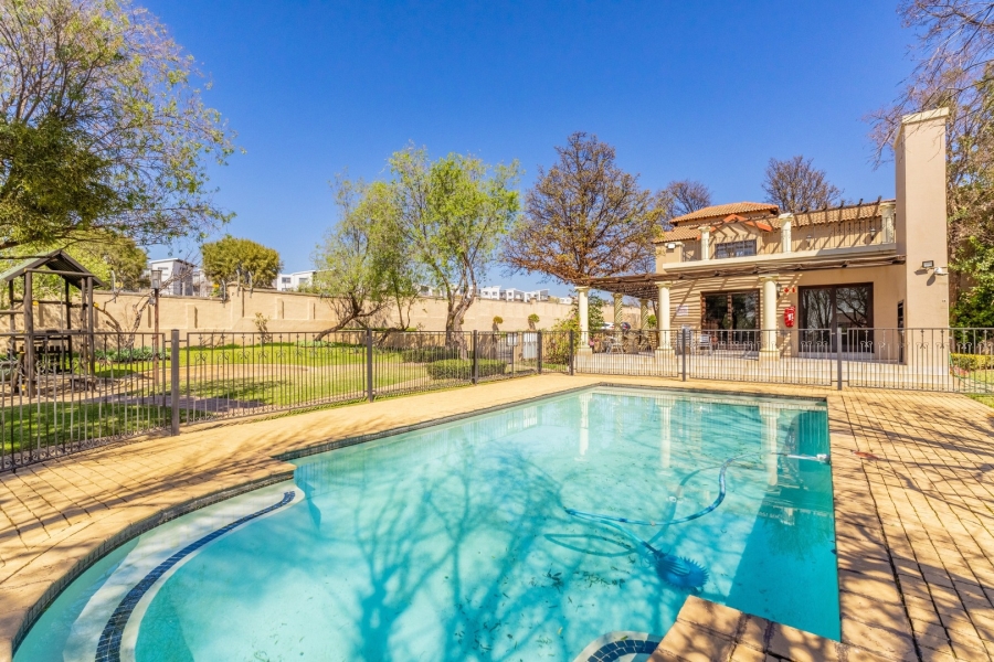 1 Bedroom Property for Sale in Fourways Gauteng